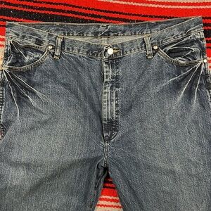 Men's Wrangler Jeans Size 40 Waist